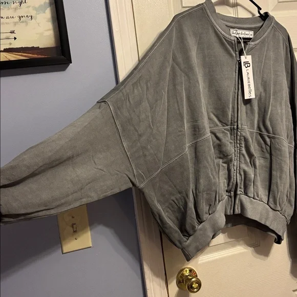 ❄️❄️ NEW Stella Soft Bomber - Picture 4 of 4